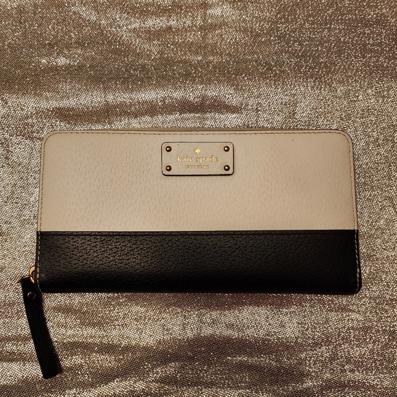 kate spade Handbags - Kate Spade Black and Cream Women's Wallet